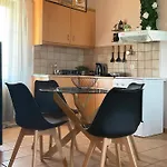 Vlastaras Apartman *